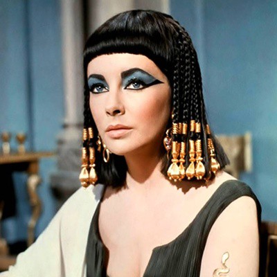 A Unificação do Egito: Elizabeth Taylor no papel de Cleópatra